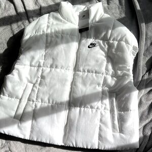 Nike Quilted White Puffer Jacket